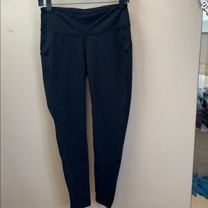 Black gap yoga pants